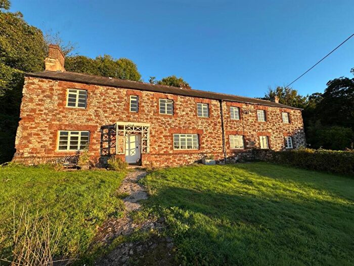 5 Bedroom Detached House To Rent In Ashcombe, Dawlish, EX7