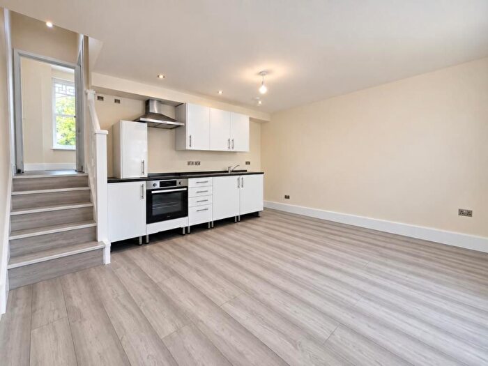 1 Bedroom Flat To Rent In Crouch Hill, Crouch End, N8
