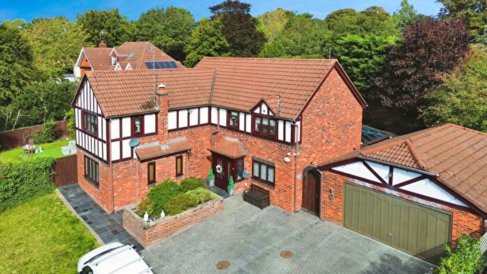 6 Bedroom Detached House For Sale In Merebank, Oxton, CH43