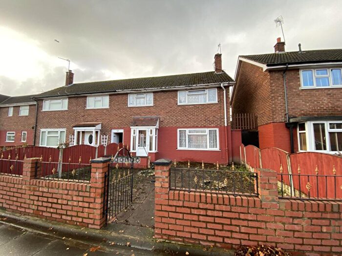 3 Bedroom House To Rent In Price Street, Birkenhead, CH41