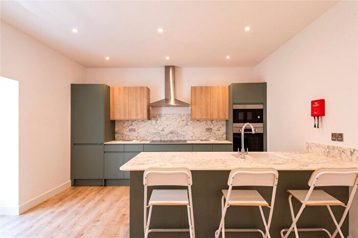 6 Bedroom House To Rent In High Street, Weston, BA1