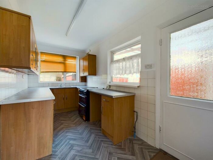 3 Bedroom Detached House To Rent In Summerfield Road, Millfield, Peterborough, PE1