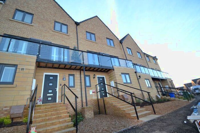 4 Bedroom Detached House To Rent In Kestrel Road, Corby, NN17