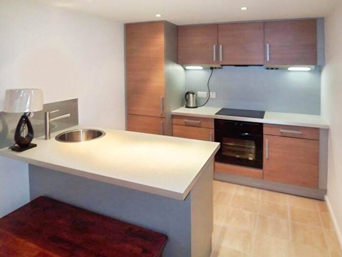 1 Bedroom Flat To Rent In Trinity One, East Street, Leeds, West Yorkshire, LS9