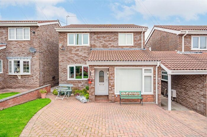 3 Bedroom Detached House For Sale In Erw Goch, Abergele, LL22