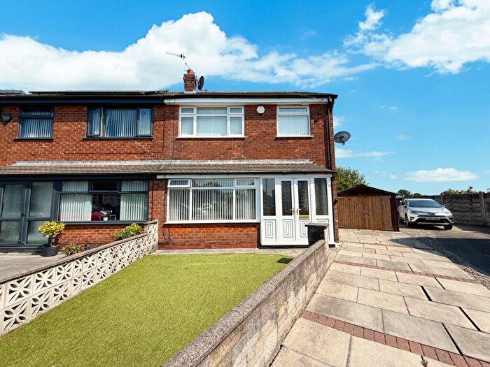 3 Bedroom Semi Detached House For Sale In Malvern Avenue, Atherton, M46