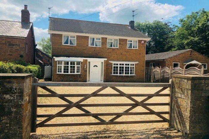 5 Bedroom Detached House To Rent In Knightcote, Southam, CV47