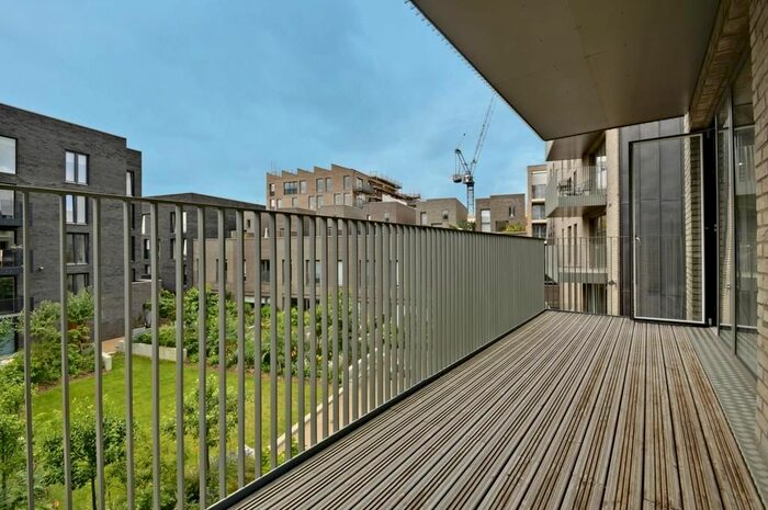 3 Bedroom Flat To Rent In Durham Wharf Drive, Brentford, TW8