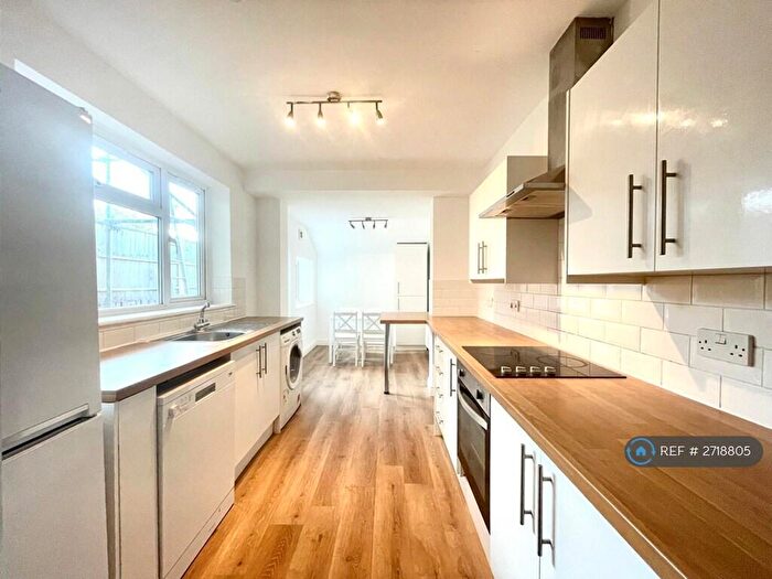 4 Bedroom Terraced House To Rent In Ashley Down Road, Bristol, BS7