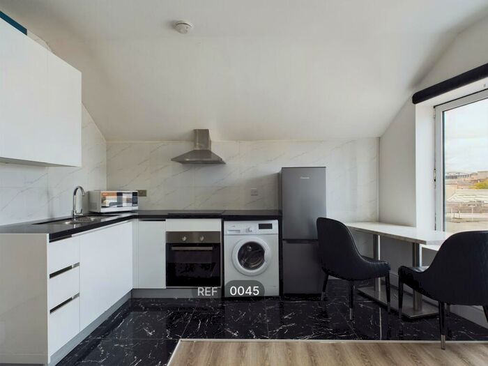 Studio To Rent In Whitefriargate, HU1