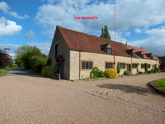 3 Bedroom Barn Conversion Character Property For Sale In Bidford Road, Cleeve Prior, Evesham, WR11