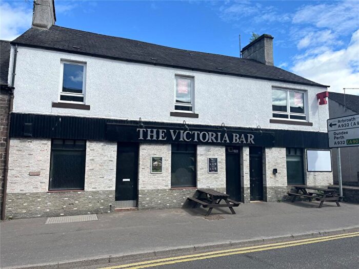1 Bedroom Apartment For Sale In Dundee Loan, Forfar, Angus, DD8