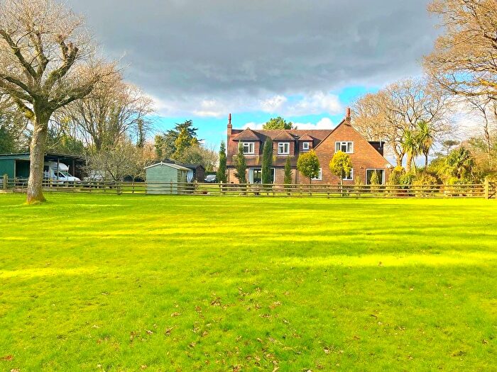 5 Bedroom Detached House For Sale In Hempstead Lane, Hailsham, BN27