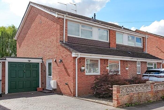 3 Bedroom Semi-Detached House For Sale In Burwell Drive, Witney, Oxfordshire, OX28