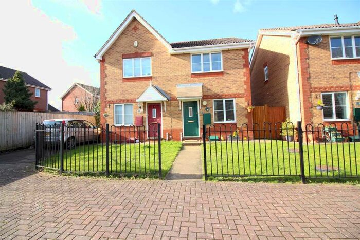 2 Bedroom Terraced House To Rent In Westons Break, Emersons Green, Bristol, BS16
