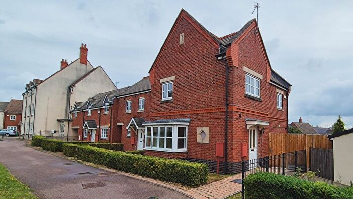 3 Bedroom Town House To Rent In Bridge Green, Birstall, LE4