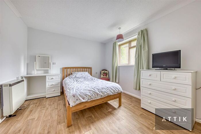 2 Bedroom Detached Bungalow For Sale In The Limes, London Road, Halesworth, IP19