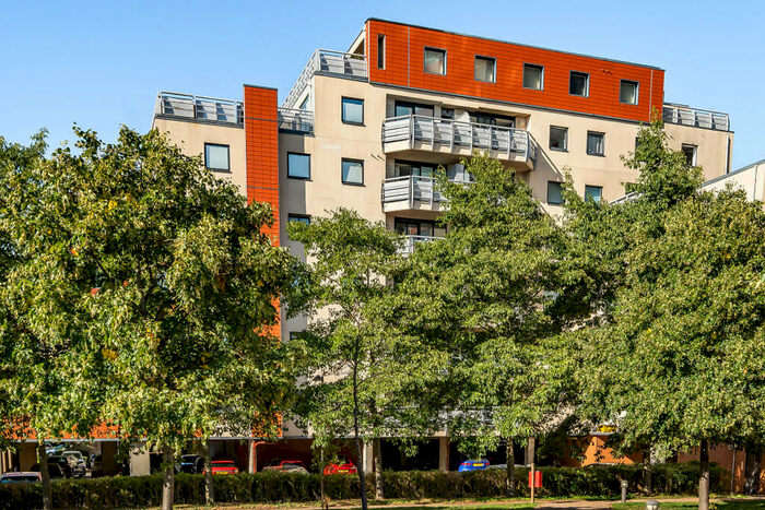 2 Bedroom Apartment To Rent In Wards Wharf Approach, London, E16