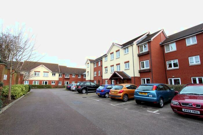 1 Bedroom Flat To Rent In Aragon Court, Church Road, Hadleigh, SS7