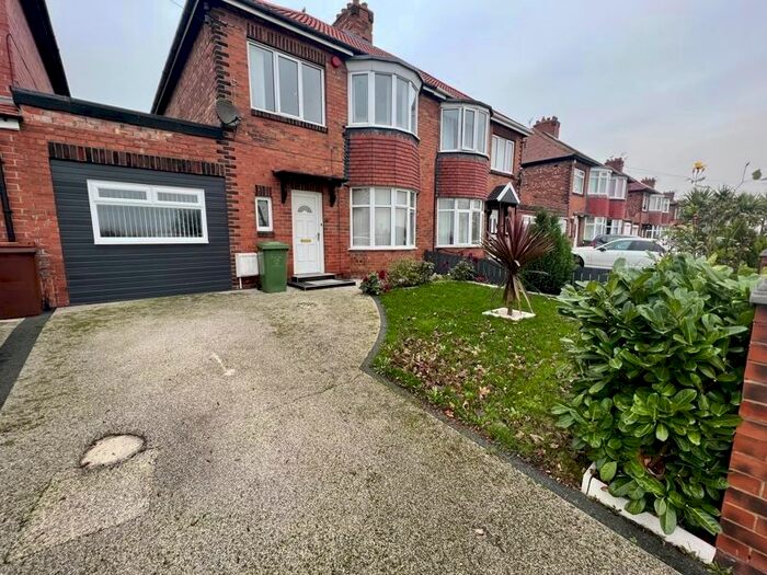4 Bedroom Semi-Detached House To Rent In Coast Road, High Heaton, Newcastle Upon Tyne, NE7
