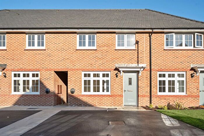 3 Bedroom Terraced House To Rent In Armitage Place, Whitehall Grange, New Farnley, LS12