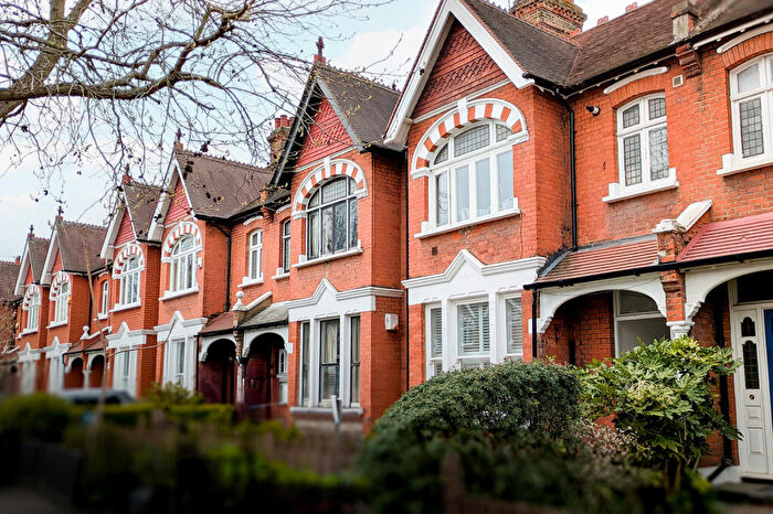 1 Bedroom Flat To Rent In Turney Road, London, SE21