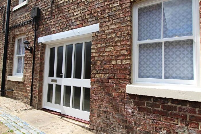 2 Bedroom Terraced House To Rent In Johnsons Yard, Market Place, Thirsk, YO7