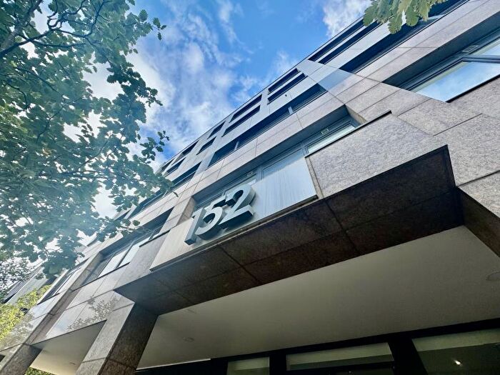 1 Bedroom Flat To Rent In Silbury Boulevard, Central Milton Keynes, MK9