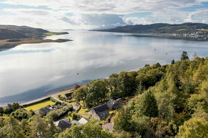 3 Bedroom Bungalow For Sale In Over Innens, Tighnabruaich, Argyll &amp; Bute, PA21