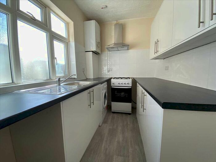 2 Bedroom Flat To Rent In Station Parade, Kenton Lane, Harrow, HA3