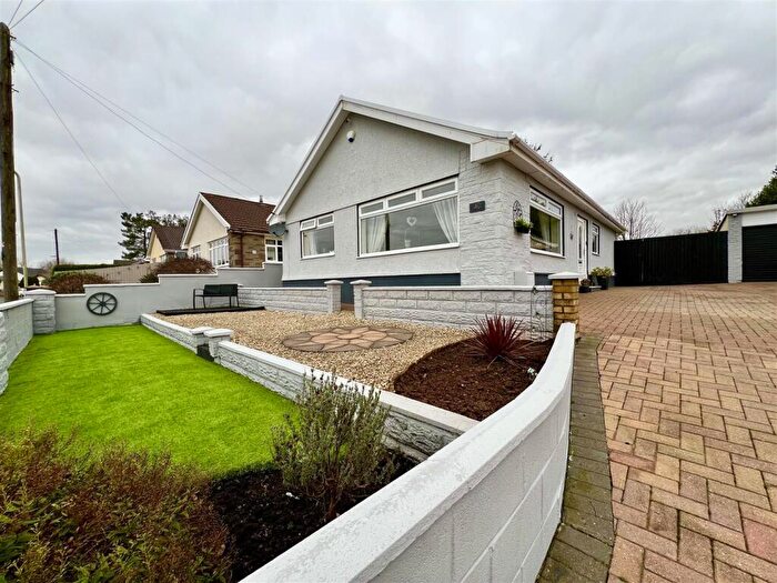 3 Bedroom Detached Bungalow For Sale In Fair View, Hirwaun, Aberdare, CF44
