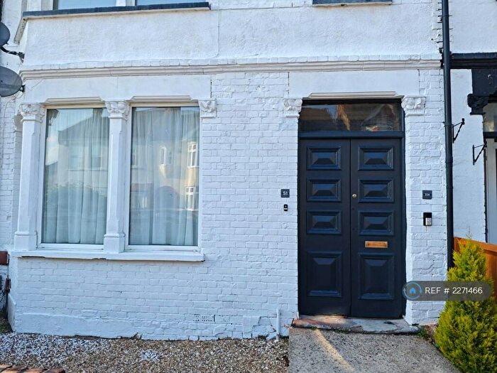 1 Bedroom Flat To Rent In Westborough Road, Westcliff-On-Sea, SS0