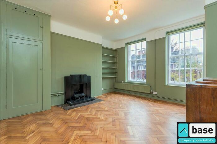 2 Bedroom Flat To Rent In Adelina Grove, London, E1