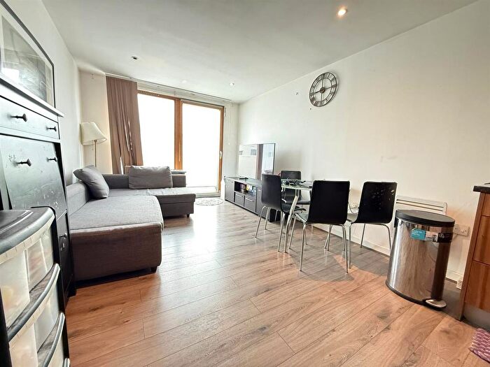 1 Bedroom Flat For Sale In Arboretum Place, Barking, IG11