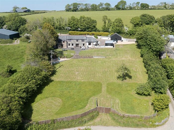 6 Bedroom Country House For Sale In Lombard, Lanteglos, Nr Fowey, PL23