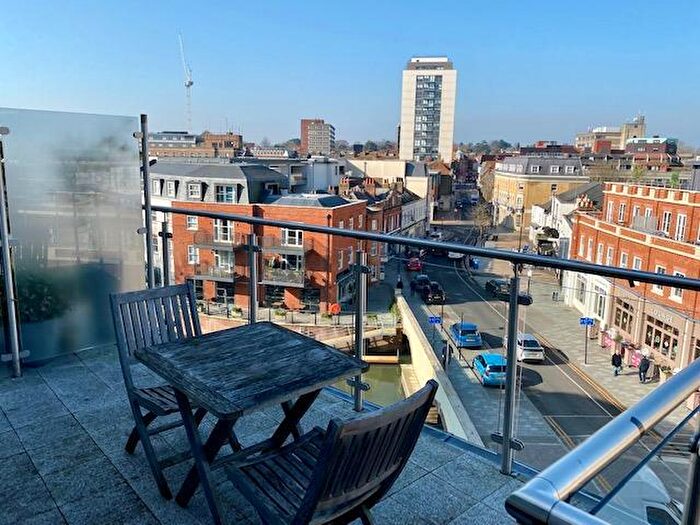 2 Bedroom Apartment To Rent In Bridge Avenue, Maidenhead, SL6