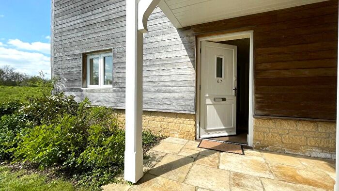 2 Bedroom Retirement Property For Sale In Tuckers Court, Coral Springs Way, Witney, Oxfordshire, OX28