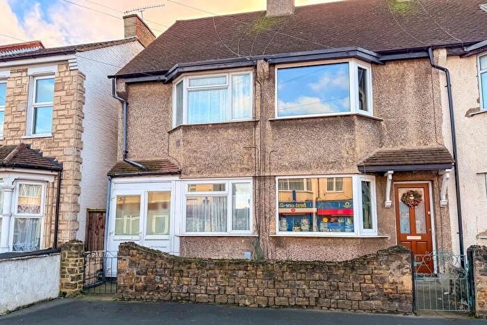 2 Bedroom Semi-Detached House For Sale In Fairfax Drive, Westcliff-on-Sea, SS0