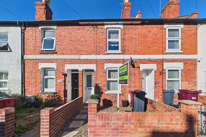 2 Bedroom Terraced House For Sale In Sherwood Street, Reading, Berkshire, RG30