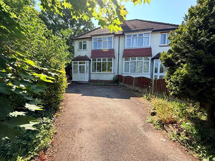 3 Bedroom Semi-Detached House For Sale In Ham Lane, Stourbridge, DY9