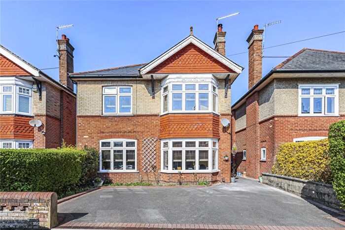4 Bedroom Detached House For Sale In Parkstone Avenue, Lower Parkstone, Poole, Dorset, BH14