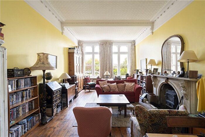 2 Bedroom Flat For Sale In Trinity Fields, Wandsworth Common, London, SW17