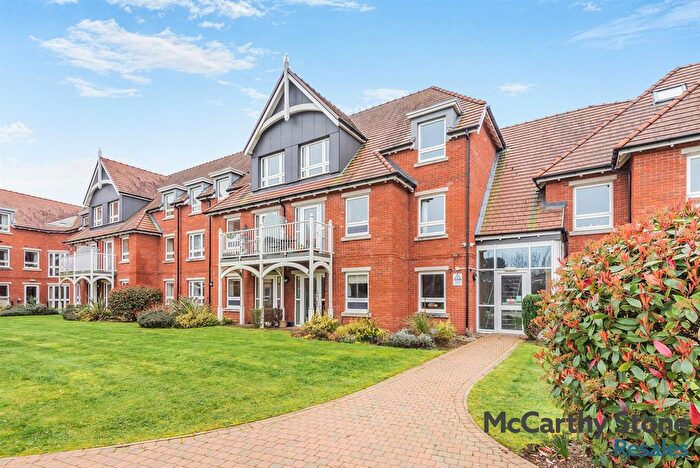 1 Bedroom Flat For Sale In Horton Mill Court, Hanbury Road, Droitwich, WR9