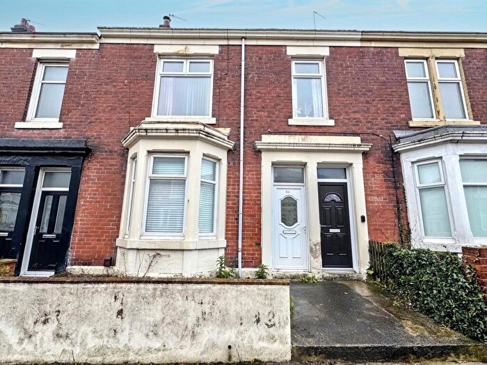 2 Bedroom Flat To Rent In Gladstone Street, Hebburn, Tyne And Wear, NE31