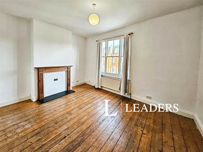 2 Bedroom Flat To Rent In Westbourne Place, Hove, East Sussex, BN3