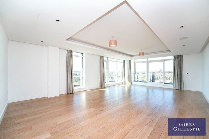 3 Bedroom Flat To Rent In Longfield Avenue, London, W5