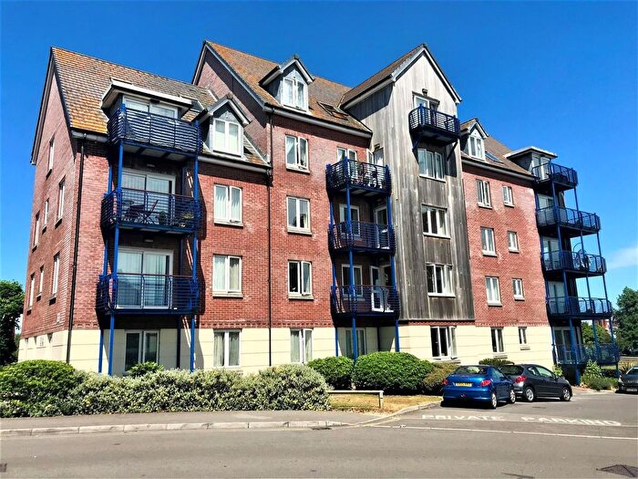 2 Bedroom Flat To Rent In Corscombe Close, Weymouth, DT4