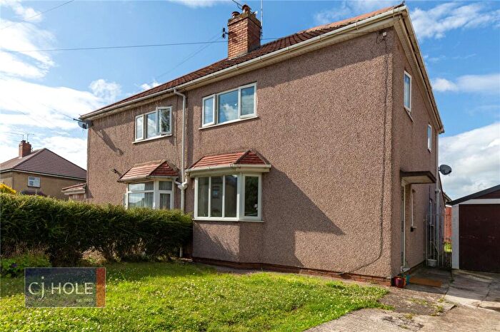 4 Bedroom Semi-Detached House To Rent In Manor Road, Fishponds, Bristol, BS16