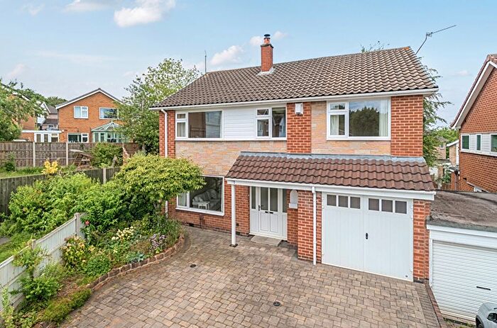 4 Bedroom Detached House For Sale In Kingsdown Mount, Wollaton, Nottinghamshire, NG8