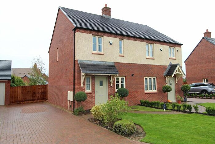 2 Bedroom Semi-Detached House For Sale In West View Lane, Lutterworth, LE17